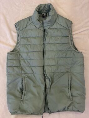 New Balance Men's Light Sage Quilted Puffer Vest